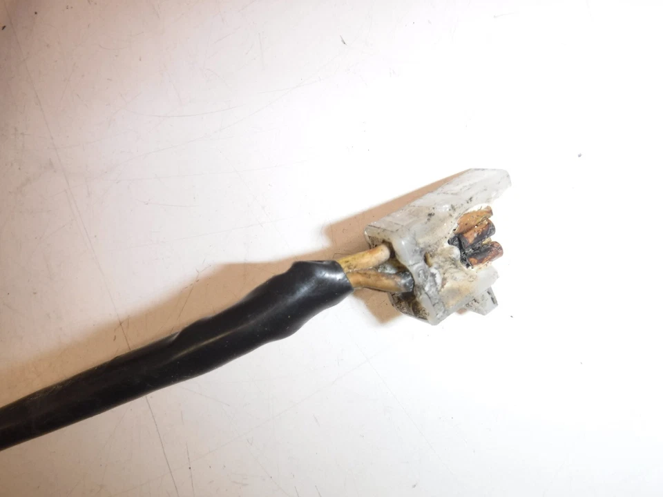 Honda Silver Wing 650 1983 OEM bandeja de batería soporte rectificador regulador Foto 3 de 4