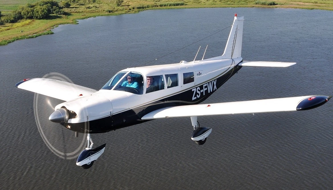 Picture of PA-32-300 Cherokee Six