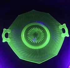 Vintage Uranium Large Serving Plater 