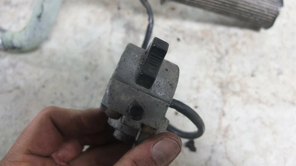 65 Yamaha YJ2 YJ 2 Campus 60 guidões guidões direita esquerda interruptor de controle - Imagem 3 de 4