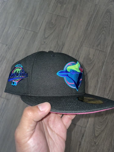 Hat Club Exclusive Cyberpunk Blue Jays 7 1/8