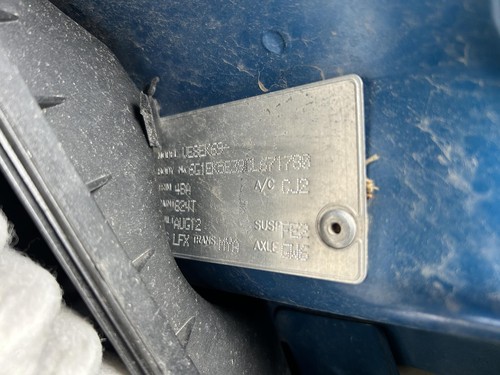 Holden Commodore Right Bootlid Hinge / Strut VE 08/2006-05/2013 - Picture 7 of 8