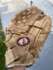 Nokona BTF-1250 baseball glove RHT 12.5” Made In USA Excellent Condition