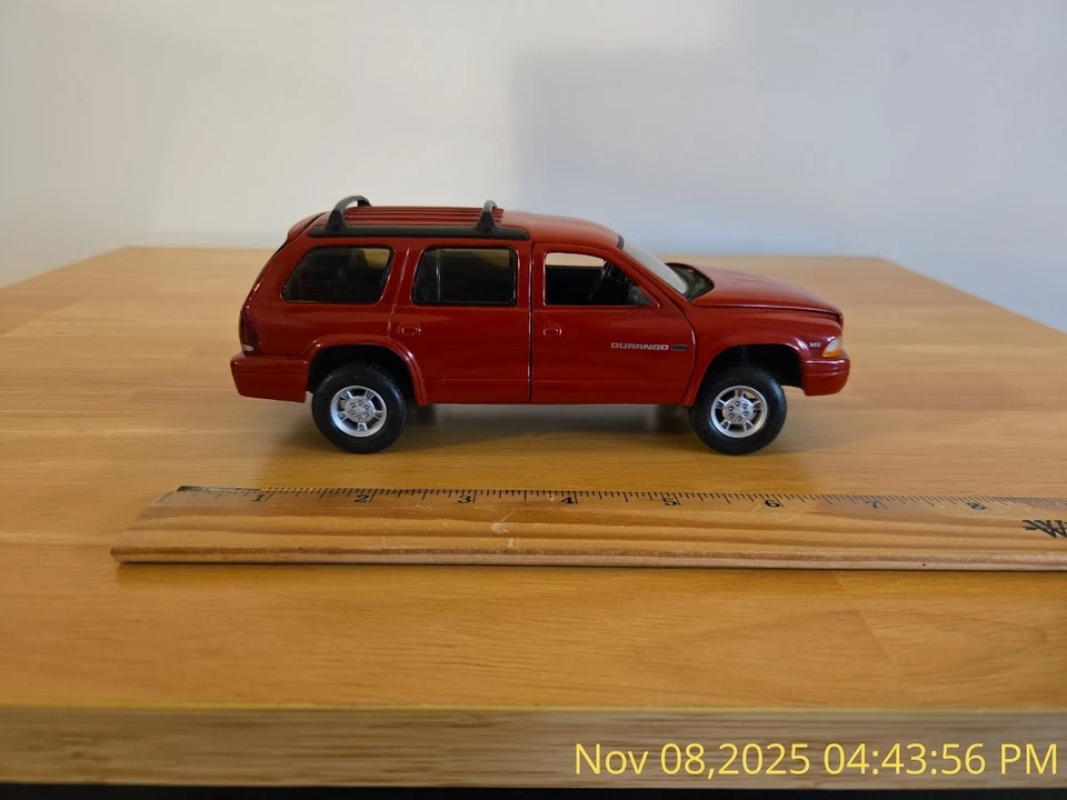 COCHE FUNDIDO A PRESIÓN DODGE DURANGO ANSON TAMAÑO 1:24 O 1:25 Foto 2 de 4