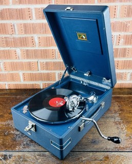 Antique Vintage Gramophone HMV 102 Portable Wind Up Record Player Phonograph
