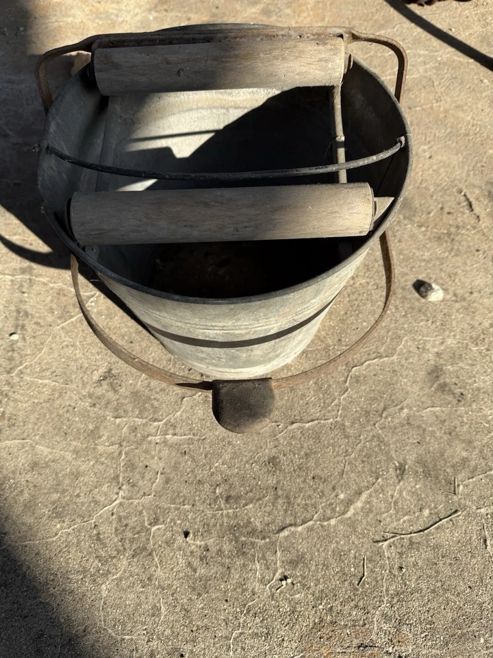 1920's era Antique Wash Bucket Galvanized Metal Mop Wringer Wood Rollers - Image 4 of 4