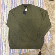Jos A Bank Mens Green 2x-large V-neck Sweater 100 Merino Wool MRSP 70.00 NWT