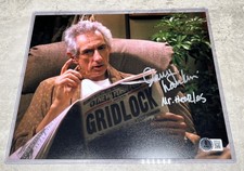 Larry Hankin Signed Mr Heckles Friends 8x10 Beckett COA