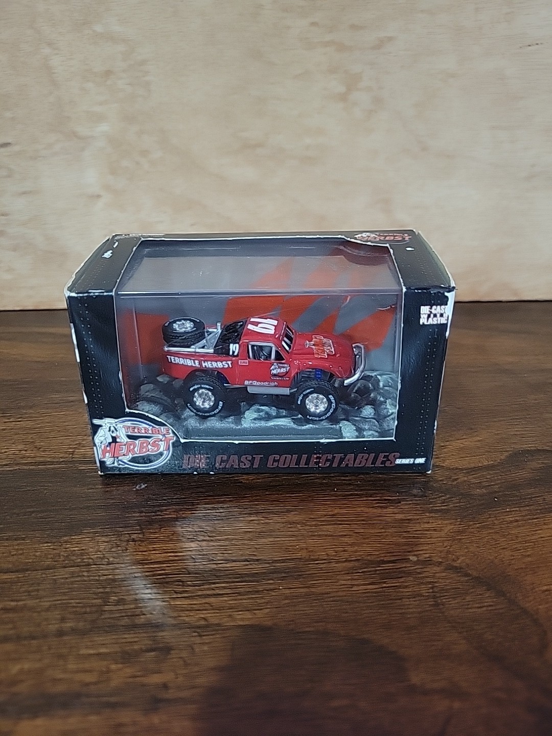 TERRIBLE HERBST Baja Trophy Truck 1:64 Diecast Collectables Series One(F2)