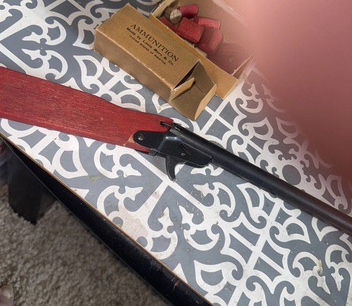 Vintage Daisy Cork Gun & Munition von Louis Marx ungetestet