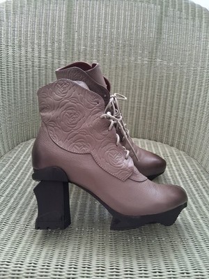 Damen Stiefeletten Leder in Grau von Laura Vita Modell Armance Gr. 39 neuwertig