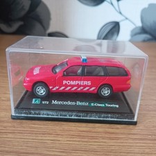 CARARAMA 1/72 SCALE - MERCEDES BENZ E CLASS ESTATE TOURING RED - BOXED