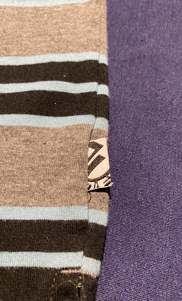 Shaun blanco a rayas con cuello largo para niños talla X pequeño usado en excelente estado gris azul Foto 3 de 4