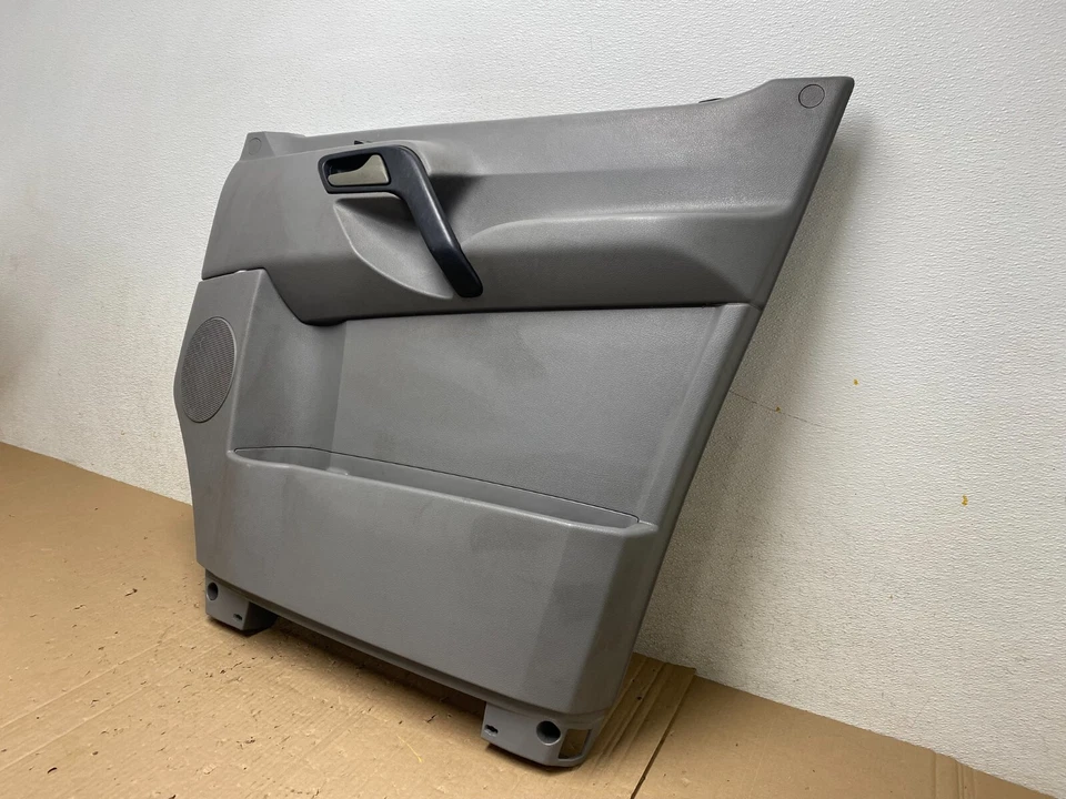 Dodge Freightliner Sprinter 2007-2012 panel de puerta de pasajero derecho moldura OEM J2276 Foto 2 de 4