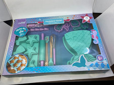 Handstand Kitchen Baking Set - 26 Pieces