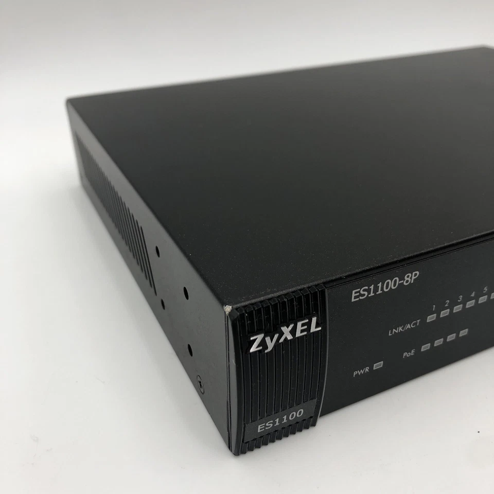 ZyXEL ES1100-8P 8-Port 10/100 Unmanaged PoE Switch no Brackets POWER TESTED ONLY - Image 3 of 4
