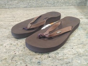 reef luna flip flops