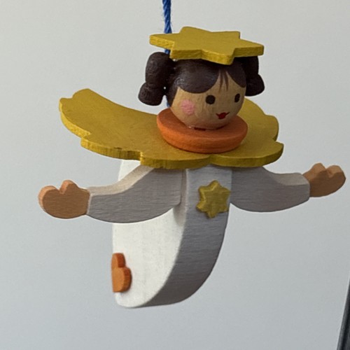 Floating Angel Handcrafted Ornament Graupner Holzminiaturen Family Erzgebirge - Picture 2 of 15