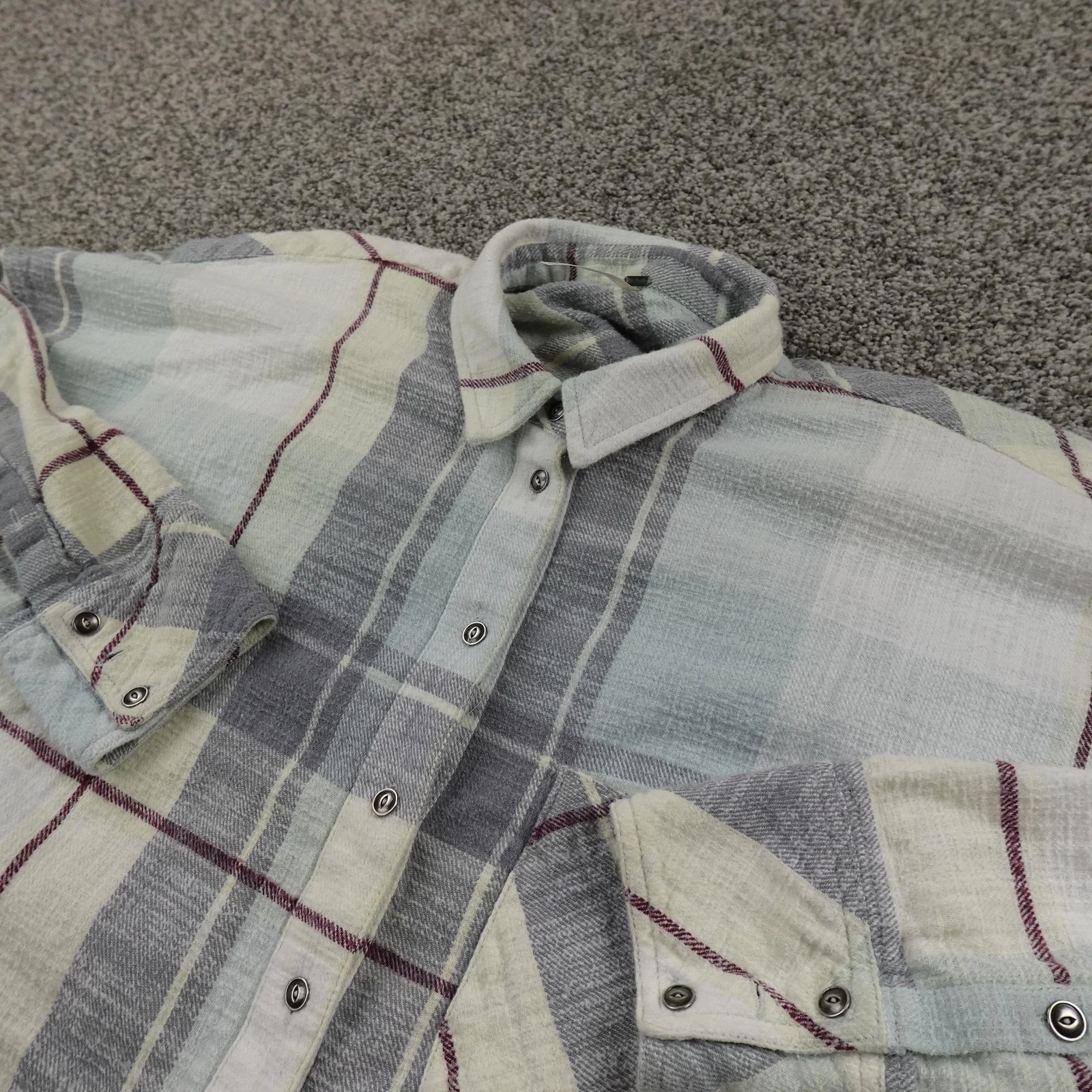 Free People Shirt Womens M Gray Plaid Flannel Snap Button Up Long Sleeve Outdoor