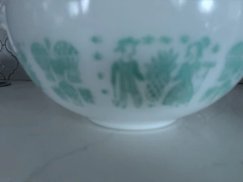PYREX Aqua Amish Butterprint Cinderella Mixing Bowl Ovenware 443 USA 2 1/2 Qt