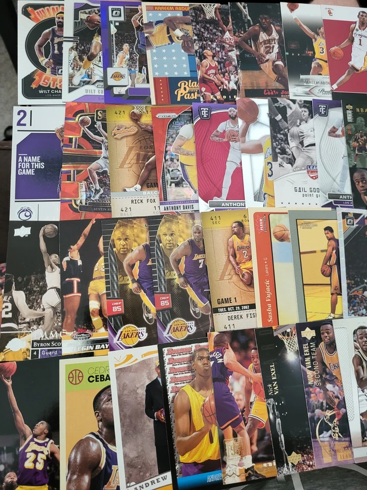 Lote de 116 tarjetas de baloncesto de Los Angeles Lakers insertos paralelos novatos y más Foto 4 de 4