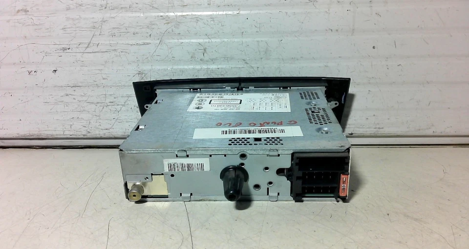 AUTORADIO PER FIAT Punto EVO 7355649810 (09>12) - Immagine 2 di 4