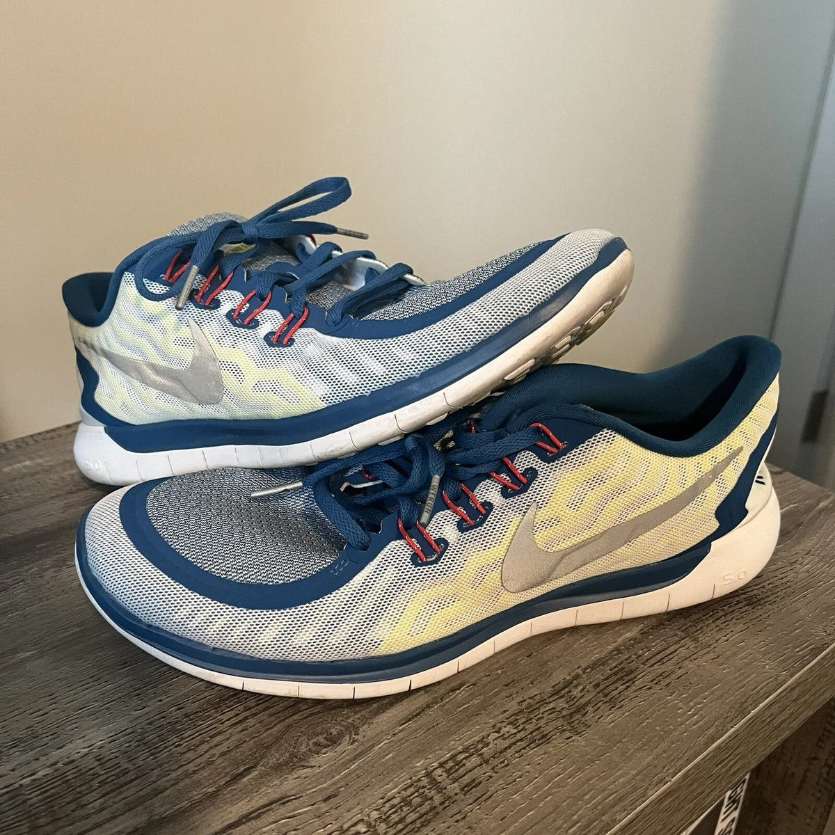 Running marathon top in nike free