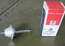 NOS GM 1973691  Delco D1326B Vacuum Advance 