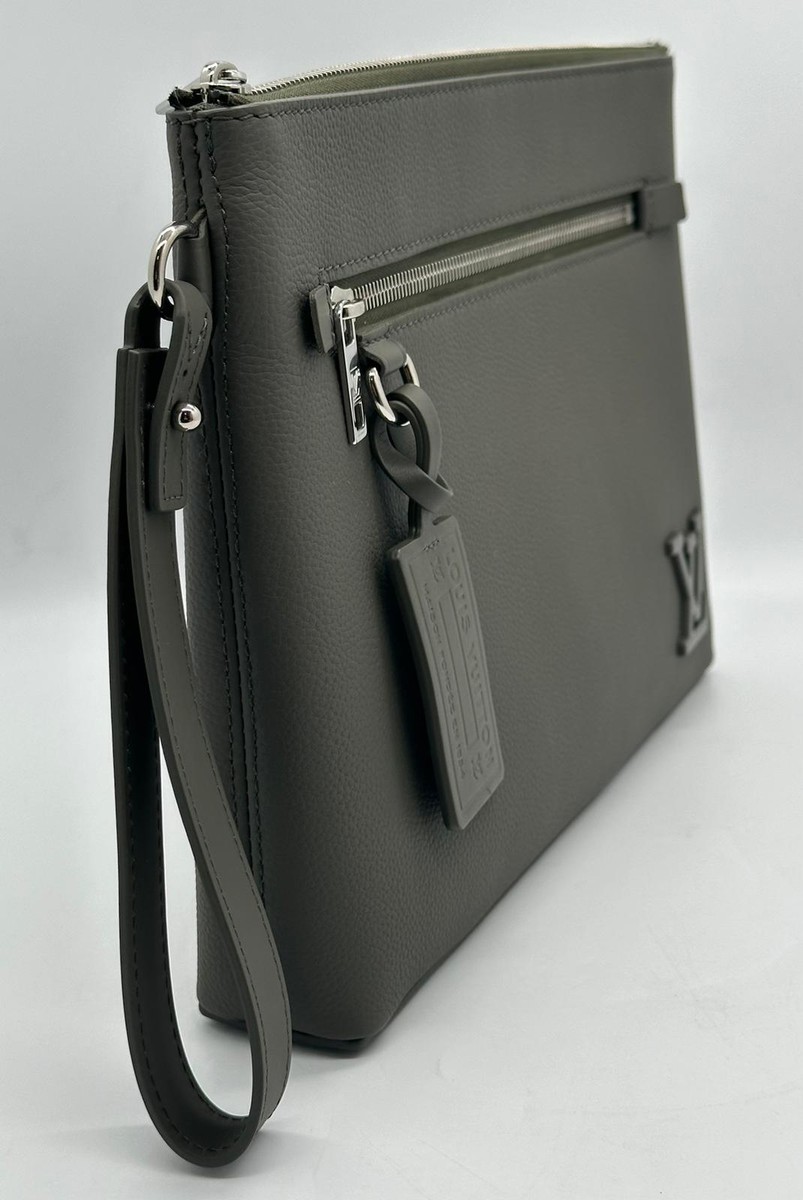 バッグ・カバンその他 LOUIS VUITTON Takeoff Pouch Louis Vuitton Takeoff Pouch Khaki Green Clutch Bag with