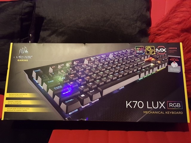 Corsair K70 LUX RGB Mechanical Gaming Keyboard Cherry MX Red Switches NEW