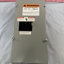 ITE Siemens E0303ML3100S Circuit Breaker Enclosure Type 1 100A Max QP 3p 240V 