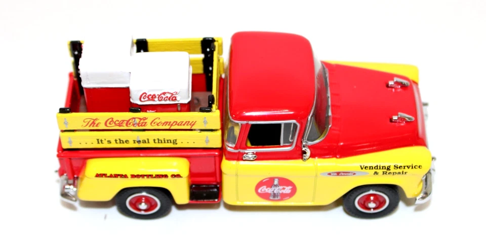 Matchbox Collectibles YPC01-M 1957 Chevy Pickup Coca Cola Vending Mach Svc MIB - Image 4 of 4