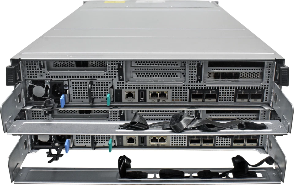 NetApp All Flash AFF-A700s NVMe SSD Storage System 24x SFF 2.5 No OS - Image 3 of 4