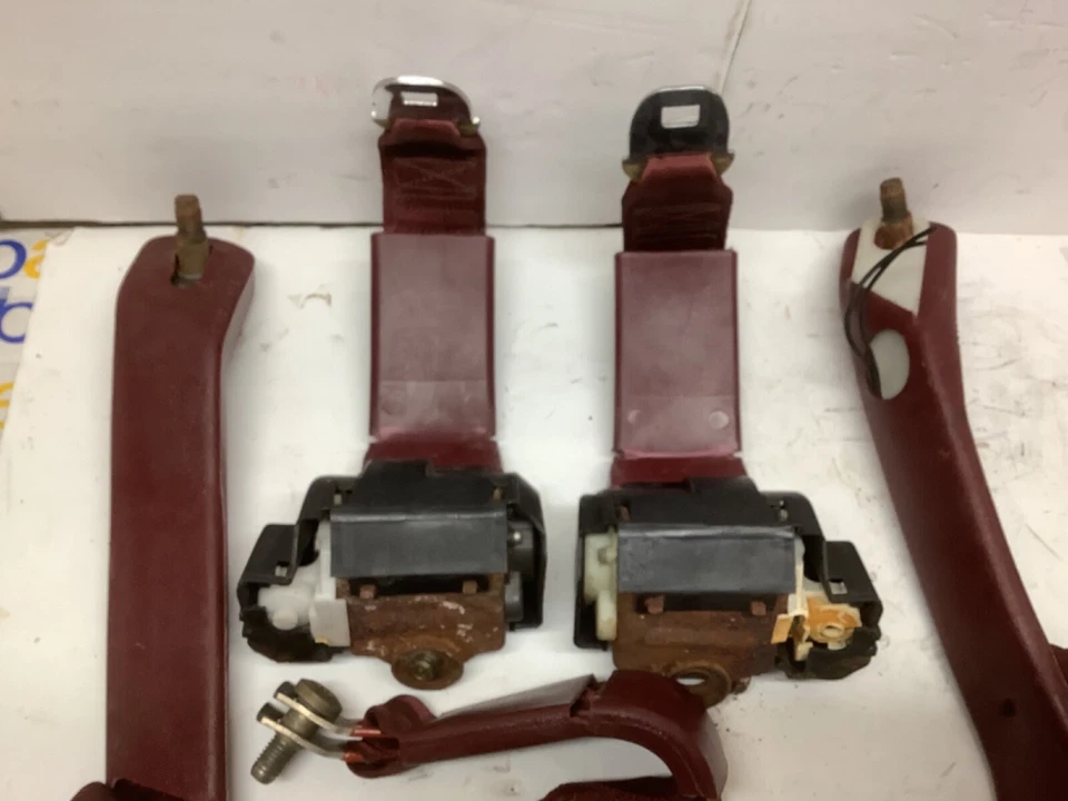 1987 CADILLAC Deville SEDAN 4 DOOR Seat Belt ASSEMBLIES BURGANDY OEM 87’ only - Image 4 of 4