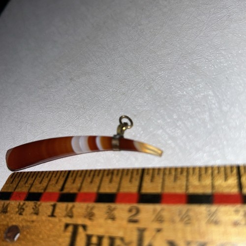 VINTAGE VICTORIAN SCOTISH BANDED AGATE HORN PENDANT - Picture 9 of 10