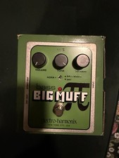 Electro-Harmonix EHX Bass Big Muff Pi Distortion Fuzz Pedal