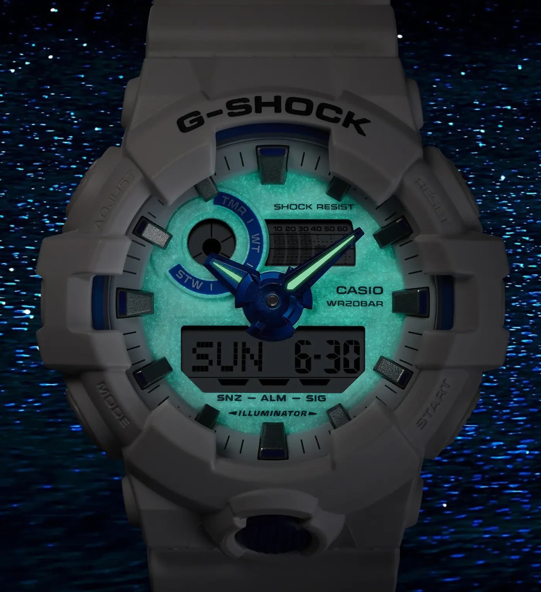 CASIO G-SHOCK HIDDEN GLOW GA-700HDS-7AJF ANALOG-DIGITAL White CASIO G-SHOCK HIDDEN GLOW GA-700HDS-7AJF ANALOG-DIGITAL White