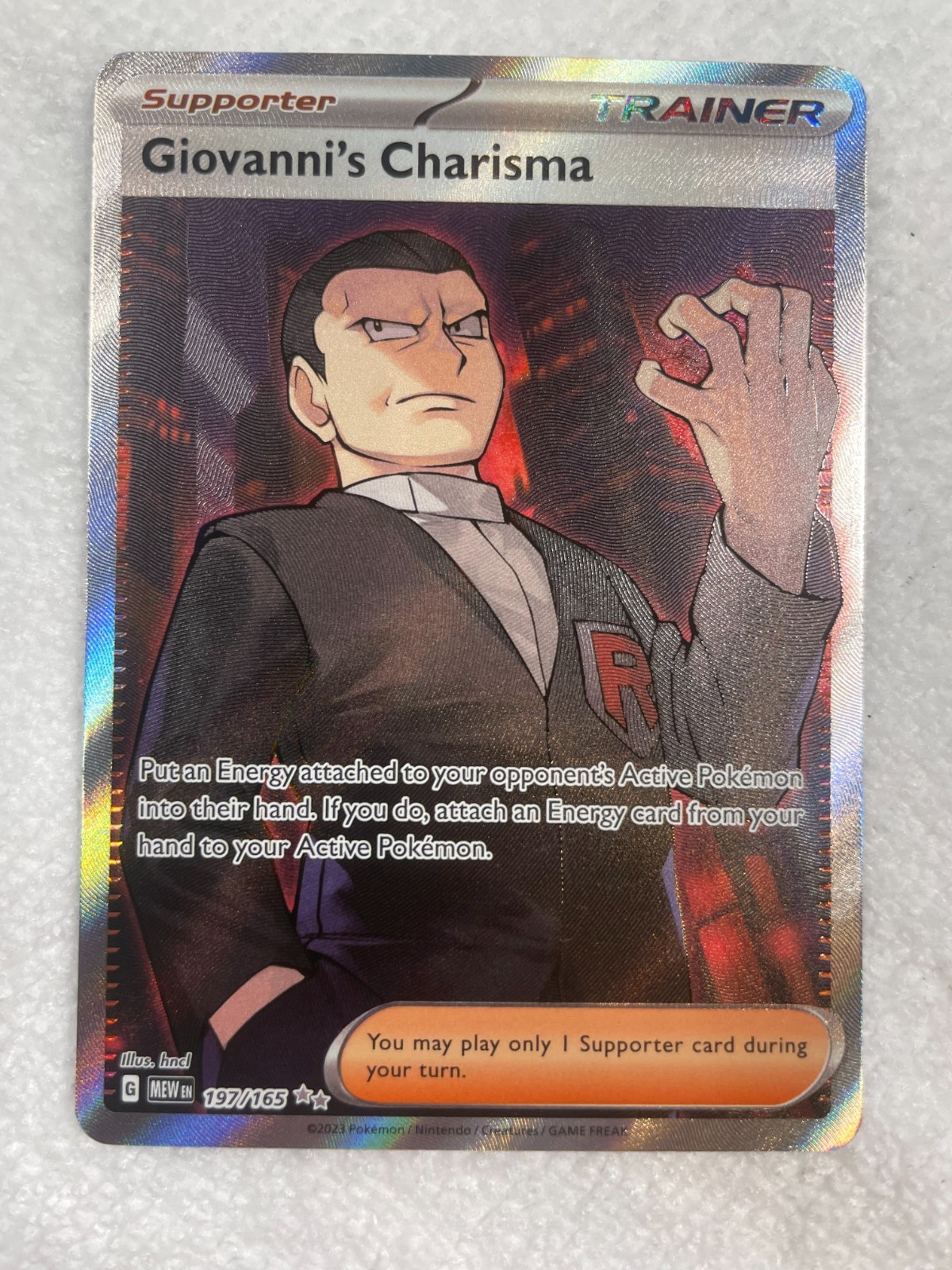 Giovanni's Charisma 197/165 Sv: Scarlet & Violet 151 Holo