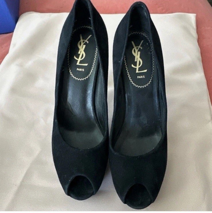 Scarpe da donna Yves Saint Laurent nere punta aperta taglia 38 1 2 $100 taglia: 381 2