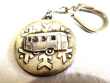 porte clés auto caravane DIGUE rallye de la neige 1966 camping caravaning vacanc