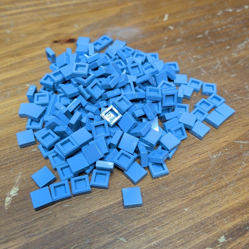 Lego Sand Blue Tile 1 x 1 - Qty 250