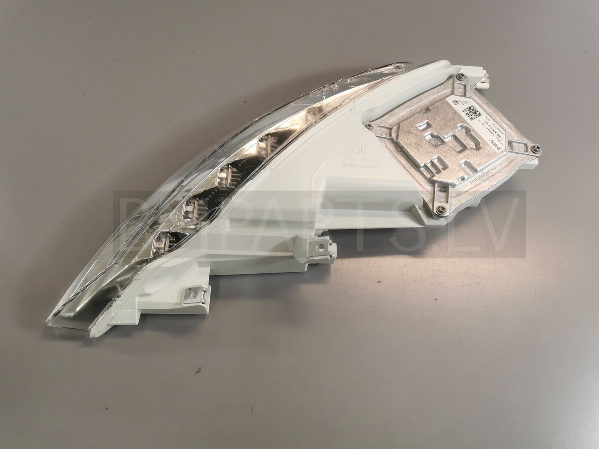 Genuine BMW E63 E64 LCI Front Left LED Turn Signal Light – 650i M6 (2008-2010) NEW