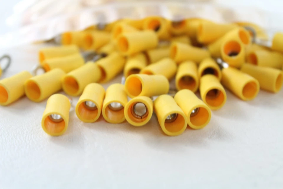 Ring Terminals Yellow 12-10 AWG #8 Hole 125 Electrical Wire Crimp Connectors - Image 4 of 4