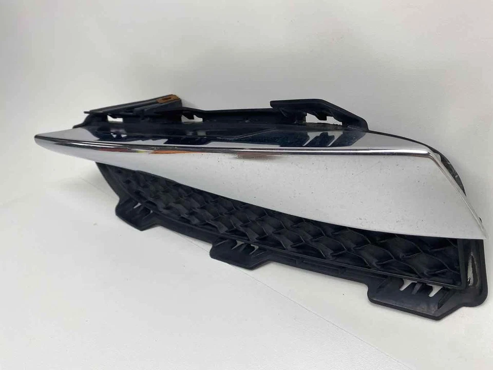 Крышка решетки правого нижнего бампера для правосторонней стойки подходит для Jaguar XF 5,0 л 2009–2012 годов выпуска - Изображение 3 из 4