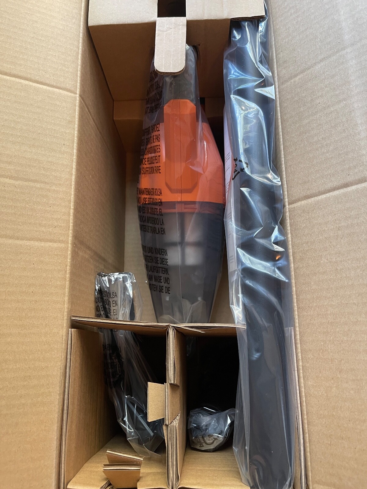 RIDGID  R860902B Hand Vacuum 18V Car Vac shop job site
