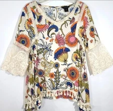 Womens Ivory Boho Top by Multiples Lace Trim Size Medium 3/4 Sleeve Fringe