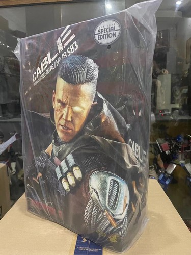 Hot Toys Deadpool 2 Cable 11.81 in Action Figure - MMS583