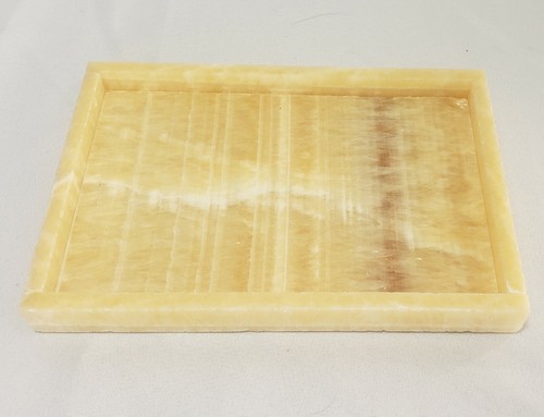 Honey Onyx Charcuterie Tray 10" × 6 3/4" Beautiful Honey Onyx perfect gift. - Picture 3 of 8