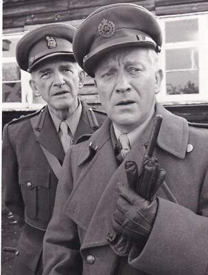 Original Pressefoto BBC Rabbit Pie Day Peter Copley & Barry Foster 28.11.1979