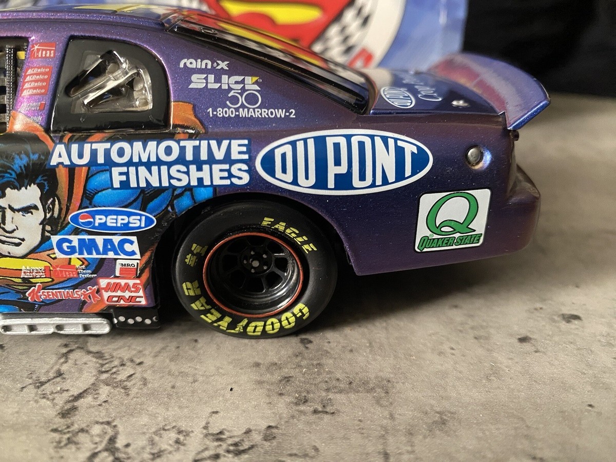 Action 1:24 Jeff Gordon #24 Dupont Superman 1999 Monte Carlo